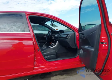 2016 Honda Accord Sport z USA, uszkodzony, nr VIN 1HGCR2F51GA103662